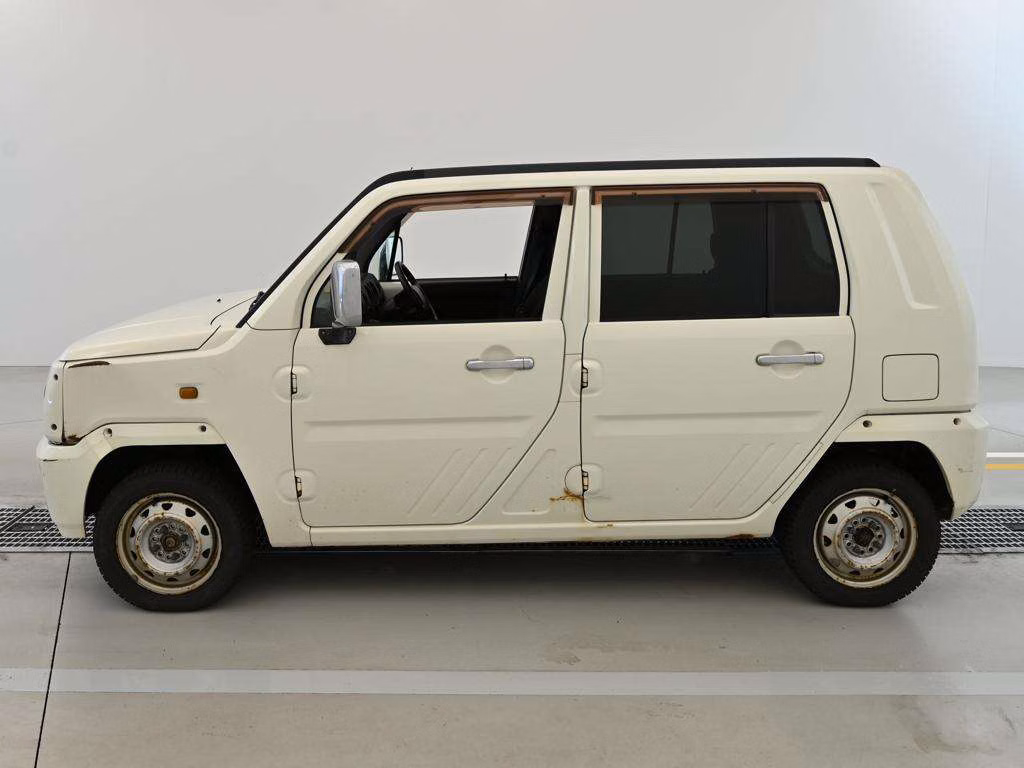 DAIHATSU NAKED