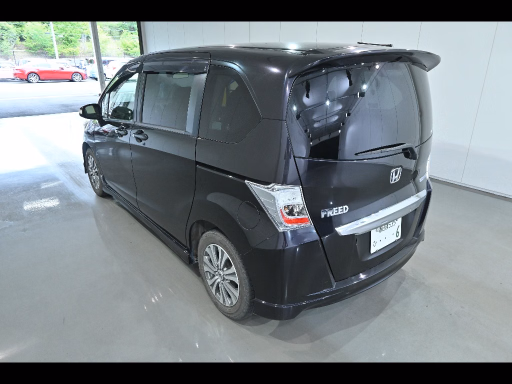 HONDA FREED