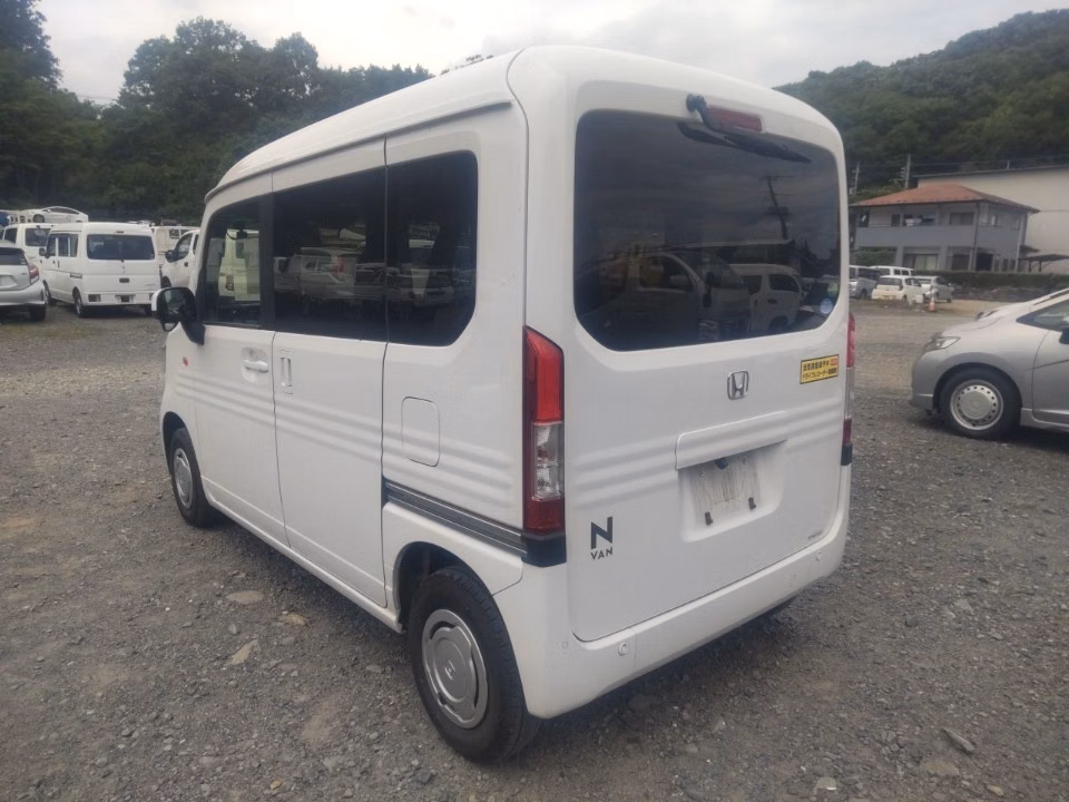 HONDA N-VAN