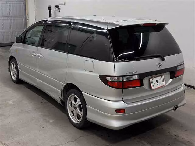 TOYOTA ESTIMA