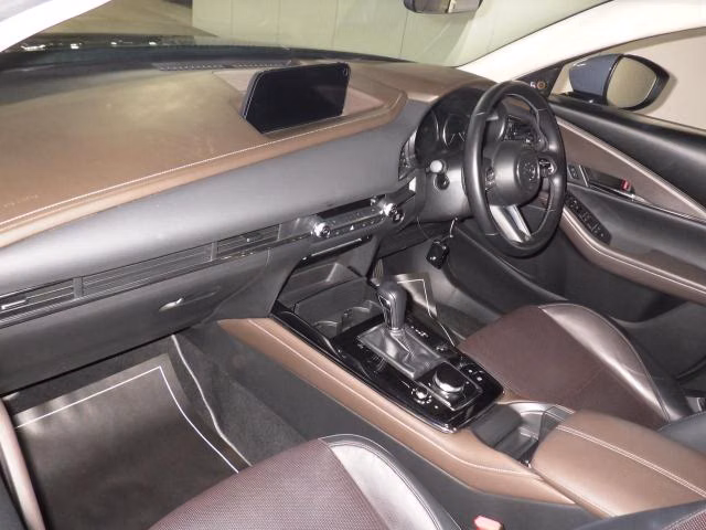 MAZDA CX-30