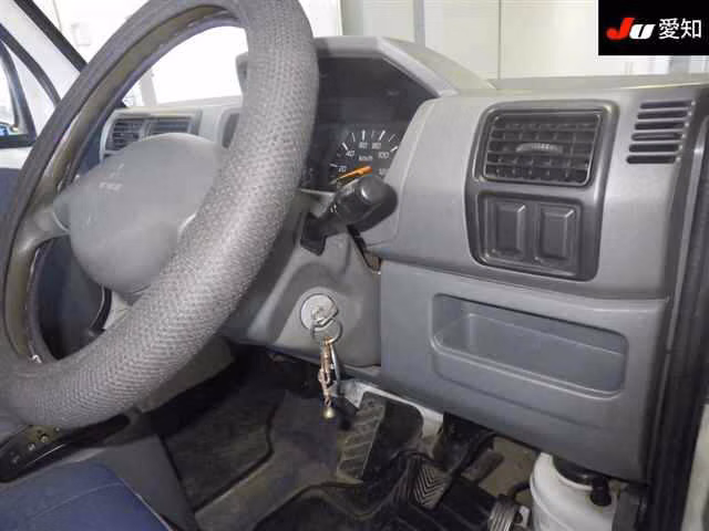 MITSUBISHI MINICAB