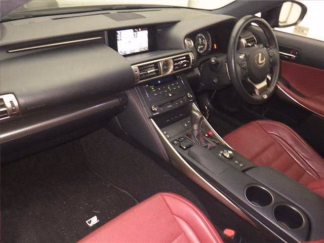 LEXUS IS350