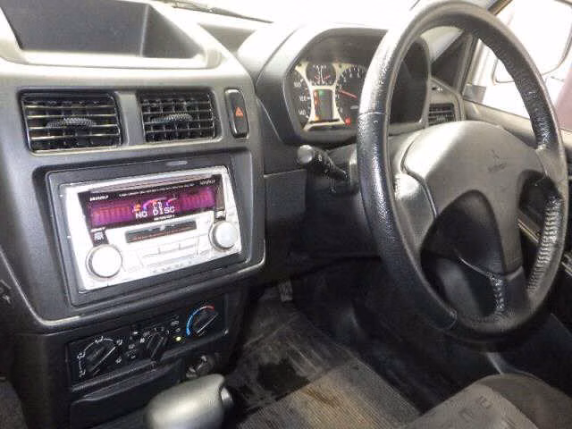 MITSUBISHI PAJERO MINI