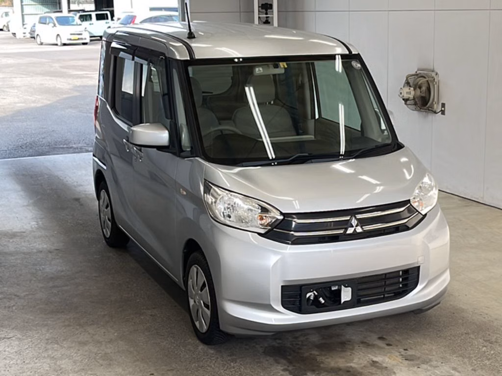 MITSUBISHI EK SPACE