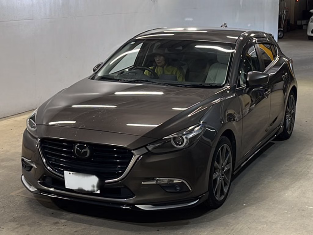 MAZDA AXELA