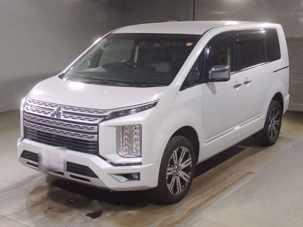 MITSUBISHI DELICA D:5