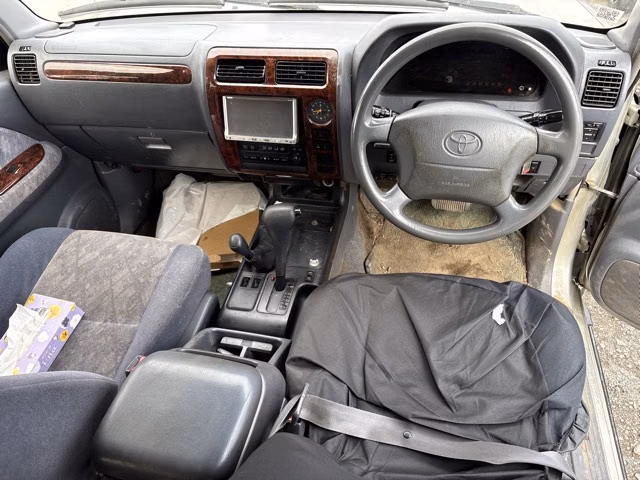TOYOTA LAND CRUISER PRADO
