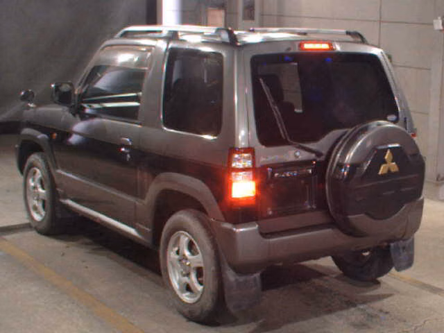 MITSUBISHI PAJERO MINI