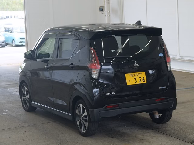 MITSUBISHI EK X