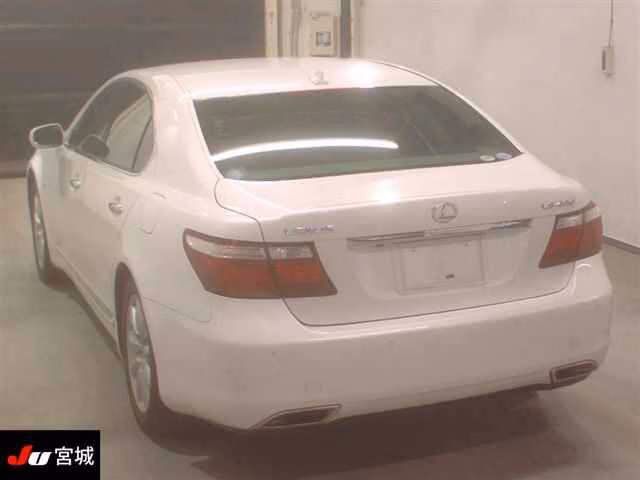 LEXUS LS460