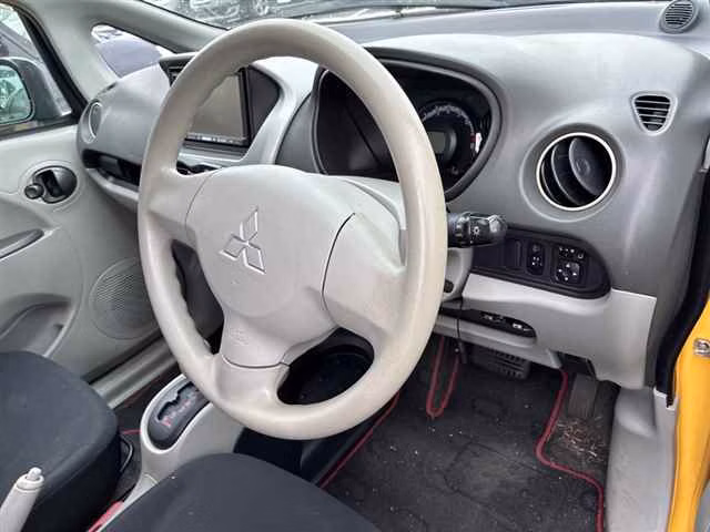 MITSUBISHI I