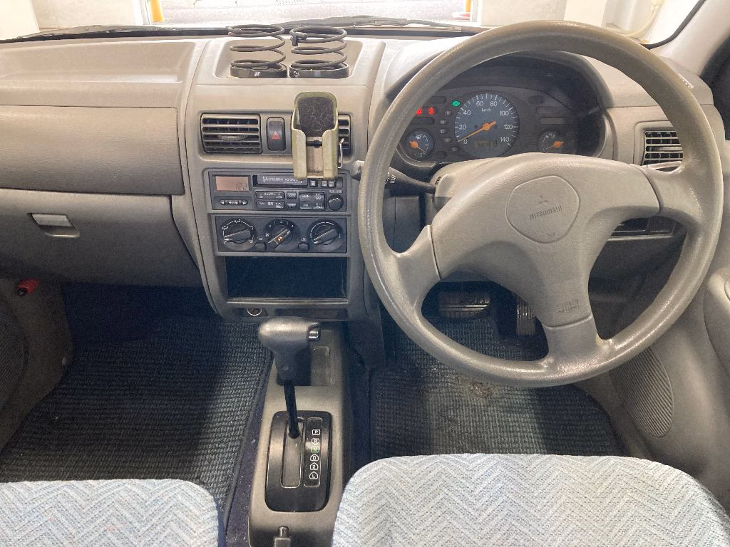 MITSUBISHI MINICA