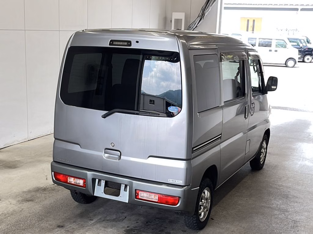 MITSUBISHI MINICAB