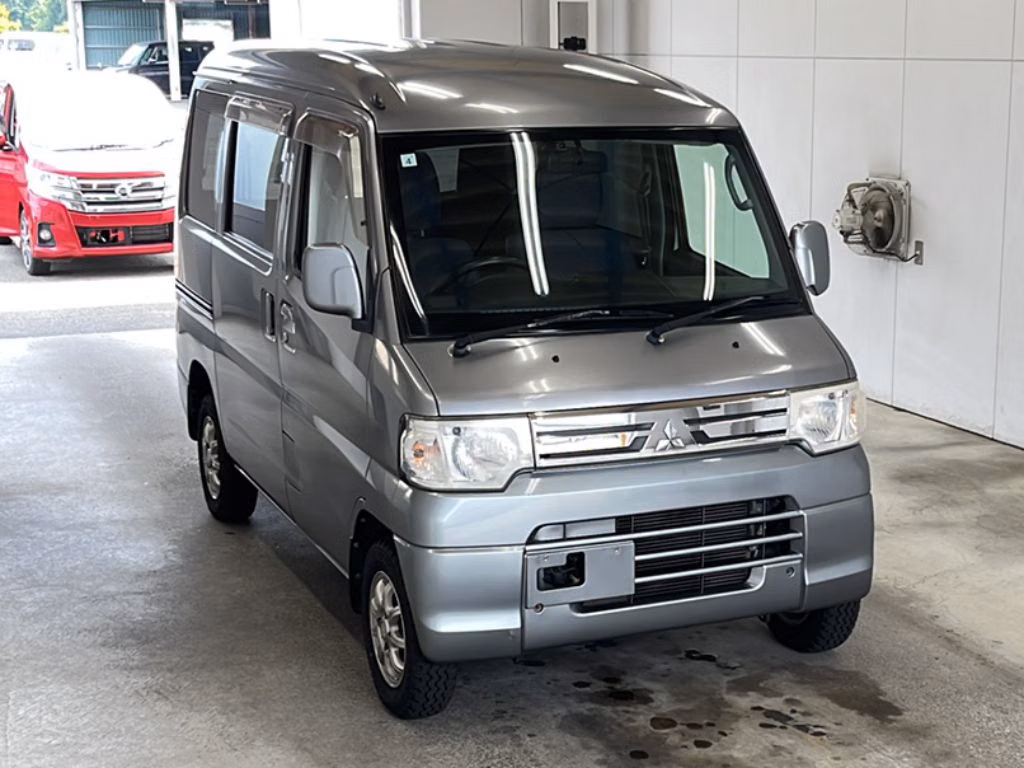 MITSUBISHI MINICAB