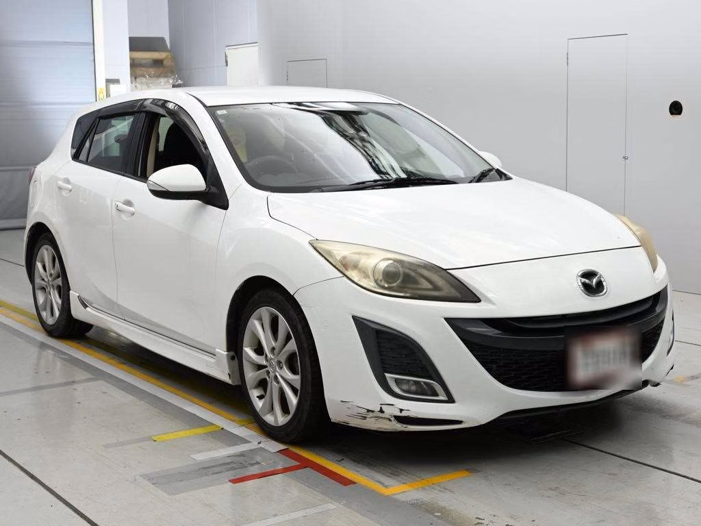 MAZDA AXELA