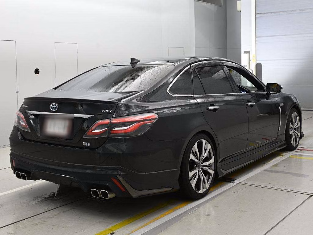 TOYOTA CROWN