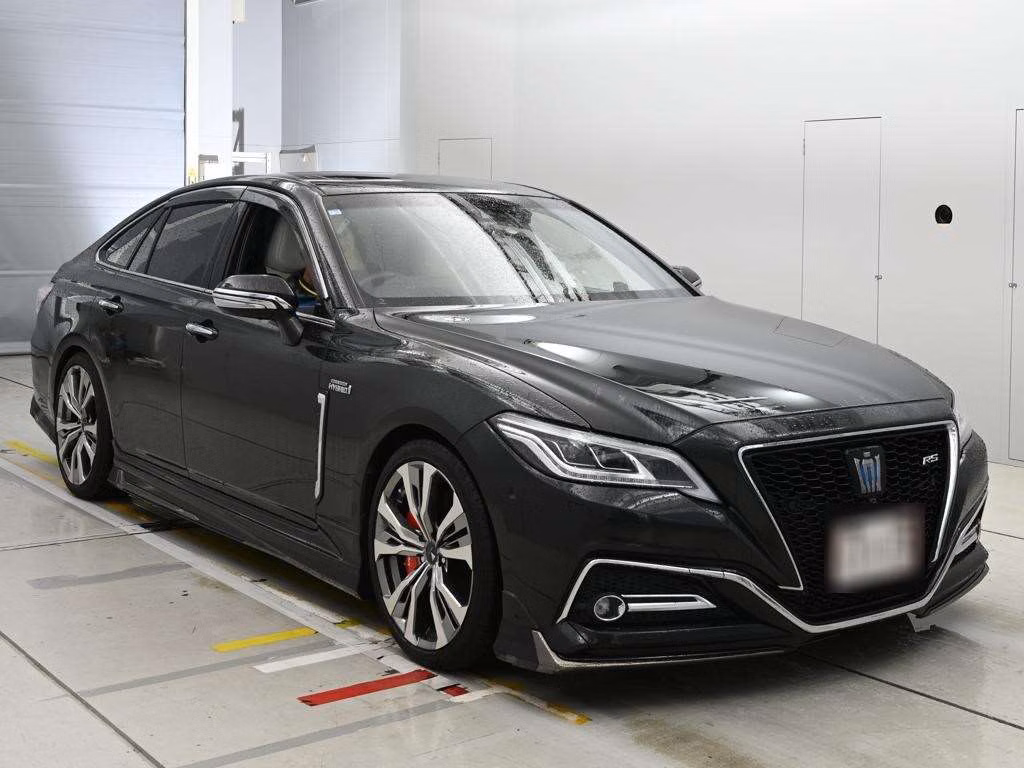 TOYOTA CROWN