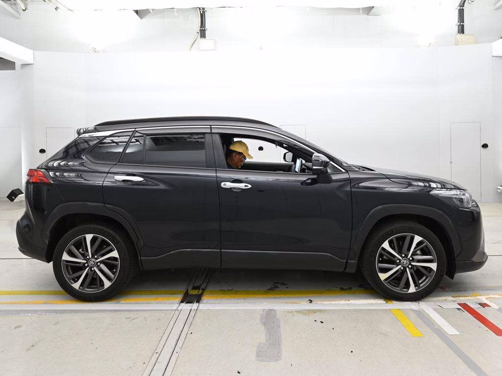 TOYOTA COROLLA CROSS