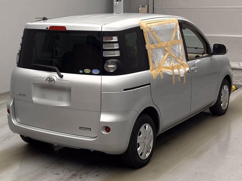 TOYOTA SIENTA
