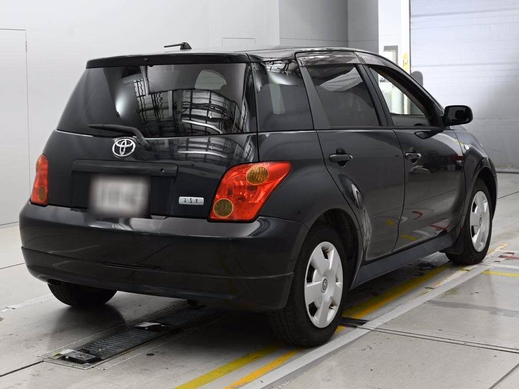 TOYOTA IST