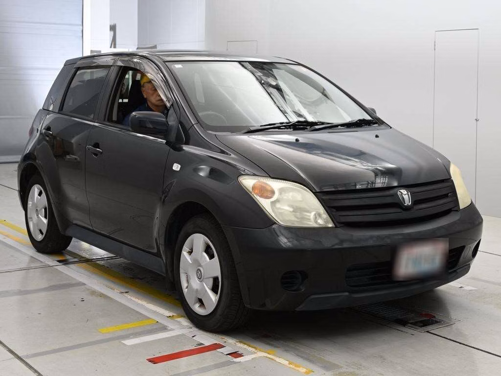 TOYOTA IST