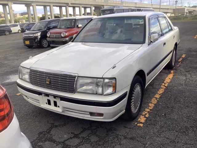 TOYOTA CROWN