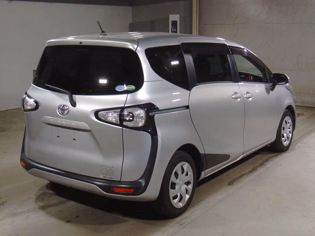 TOYOTA SIENTA