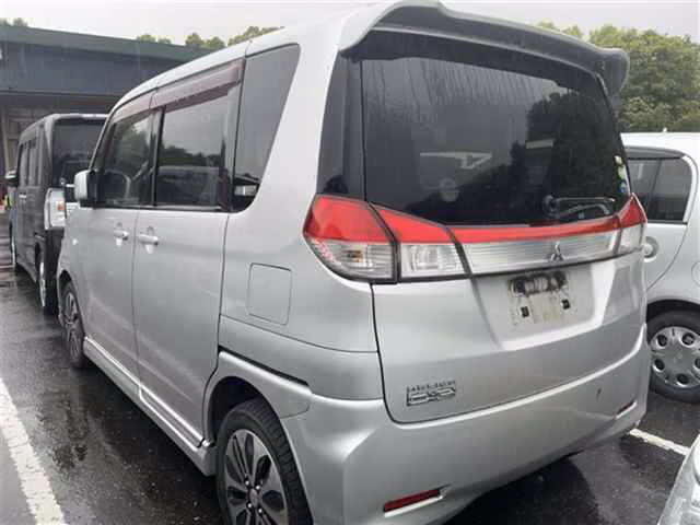 MITSUBISHI DELICA D:2