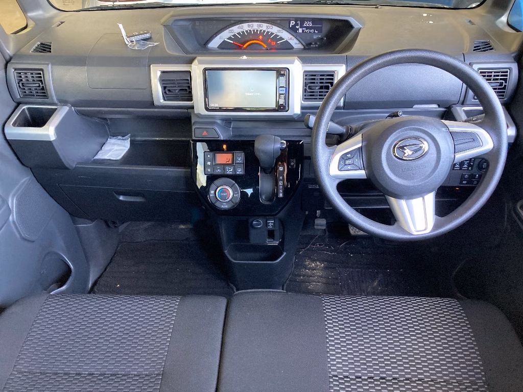 DAIHATSU WAKE
