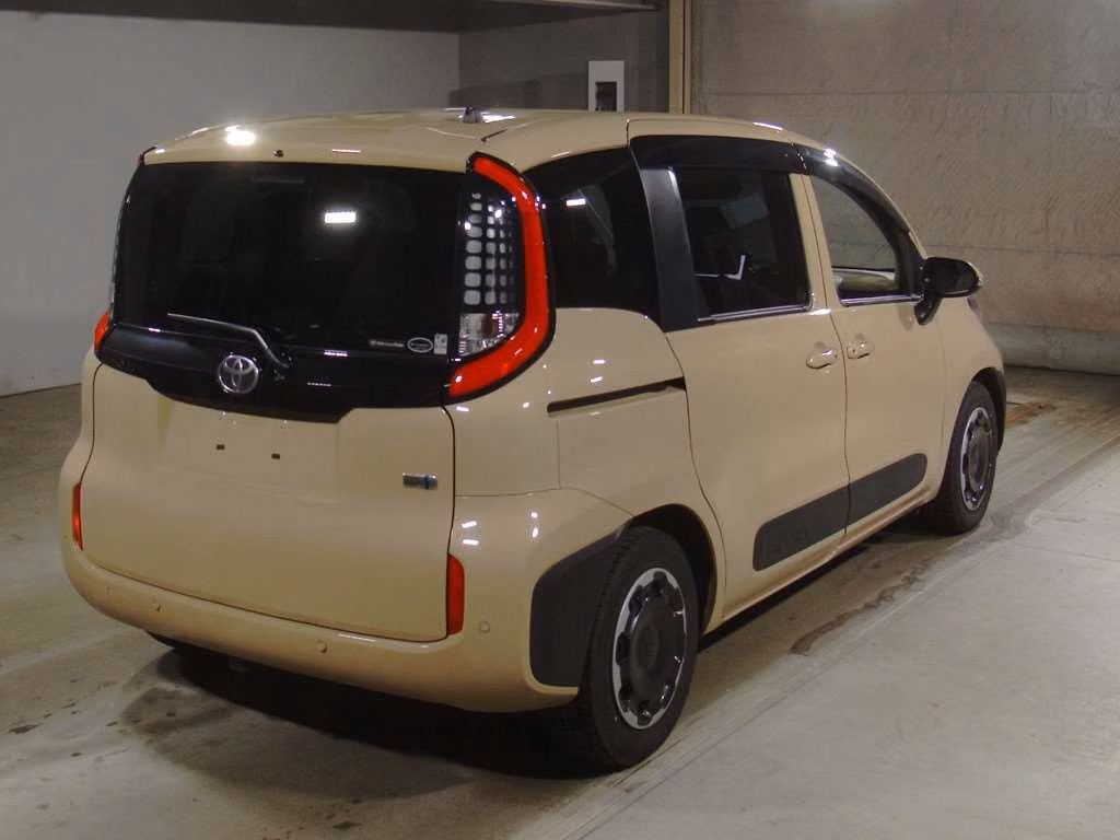 TOYOTA SIENTA