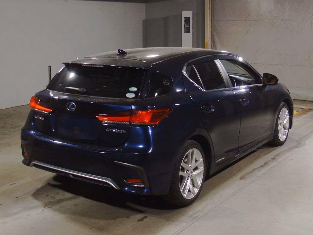 LEXUS CT200H