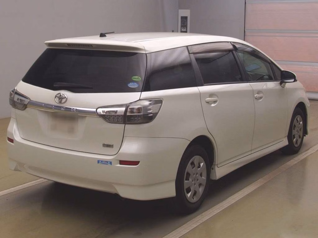 TOYOTA WISH
