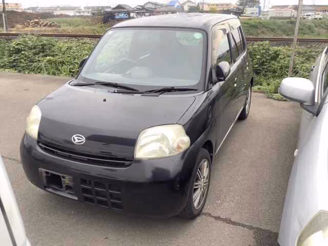DAIHATSU ESSE