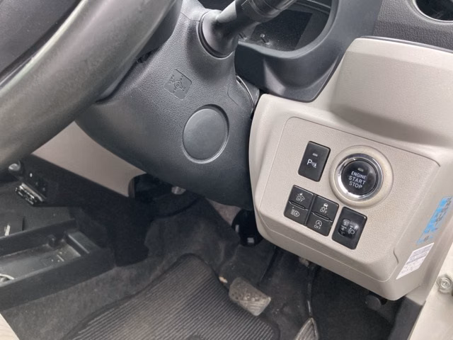 TOYOTA PIXIS EPOCH