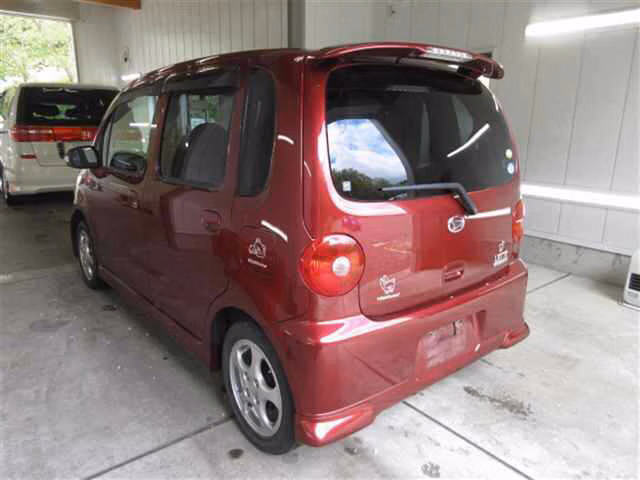 DAIHATSU MOVE LATTE