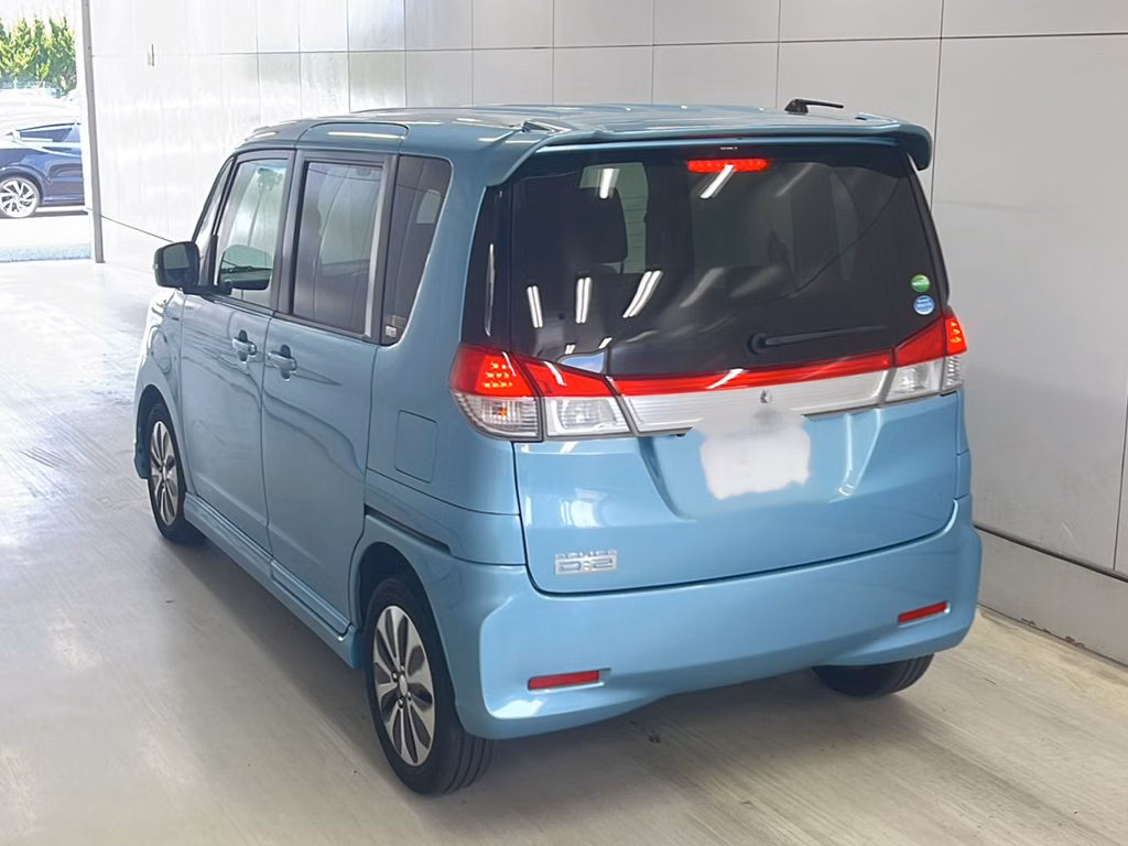 MITSUBISHI DELICA D:2