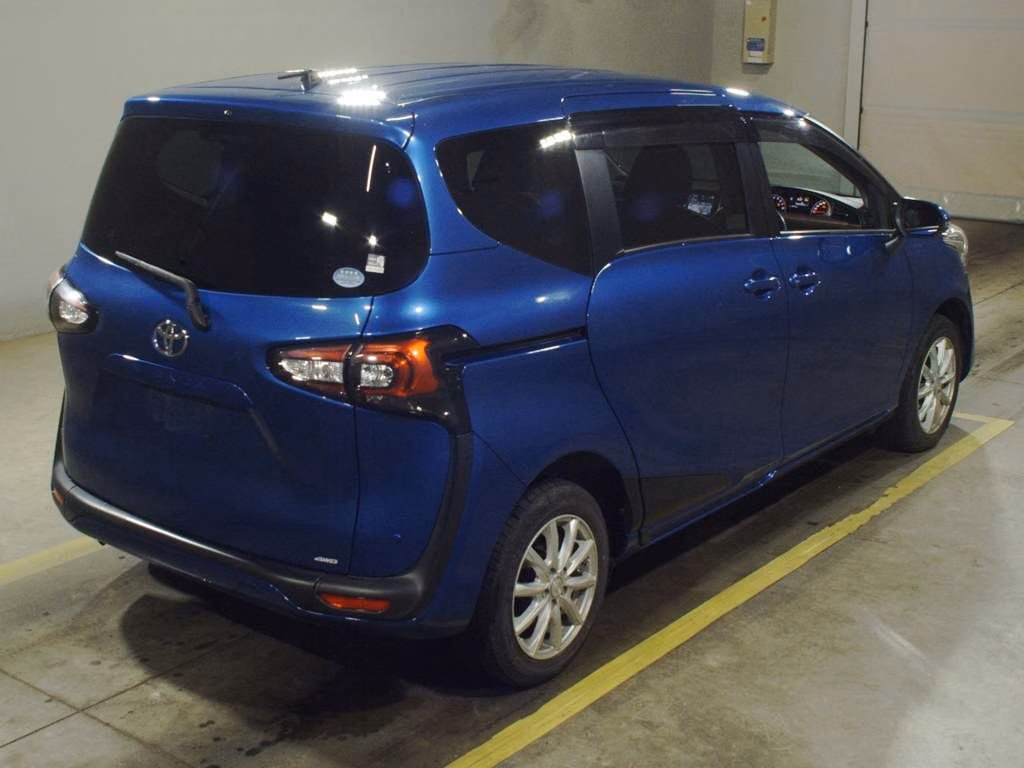 TOYOTA SIENTA