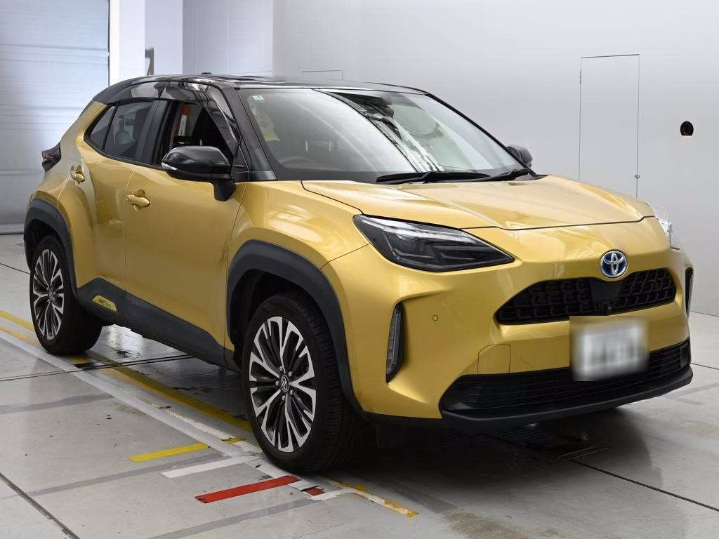 TOYOTA YARIS CROSS