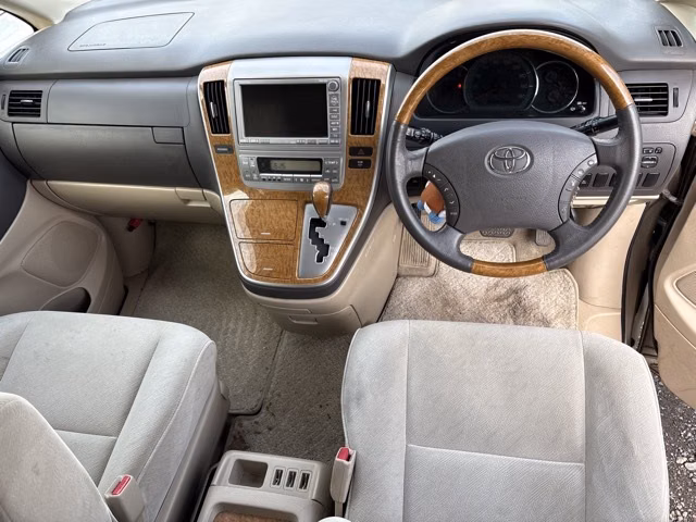 TOYOTA ALPHARD