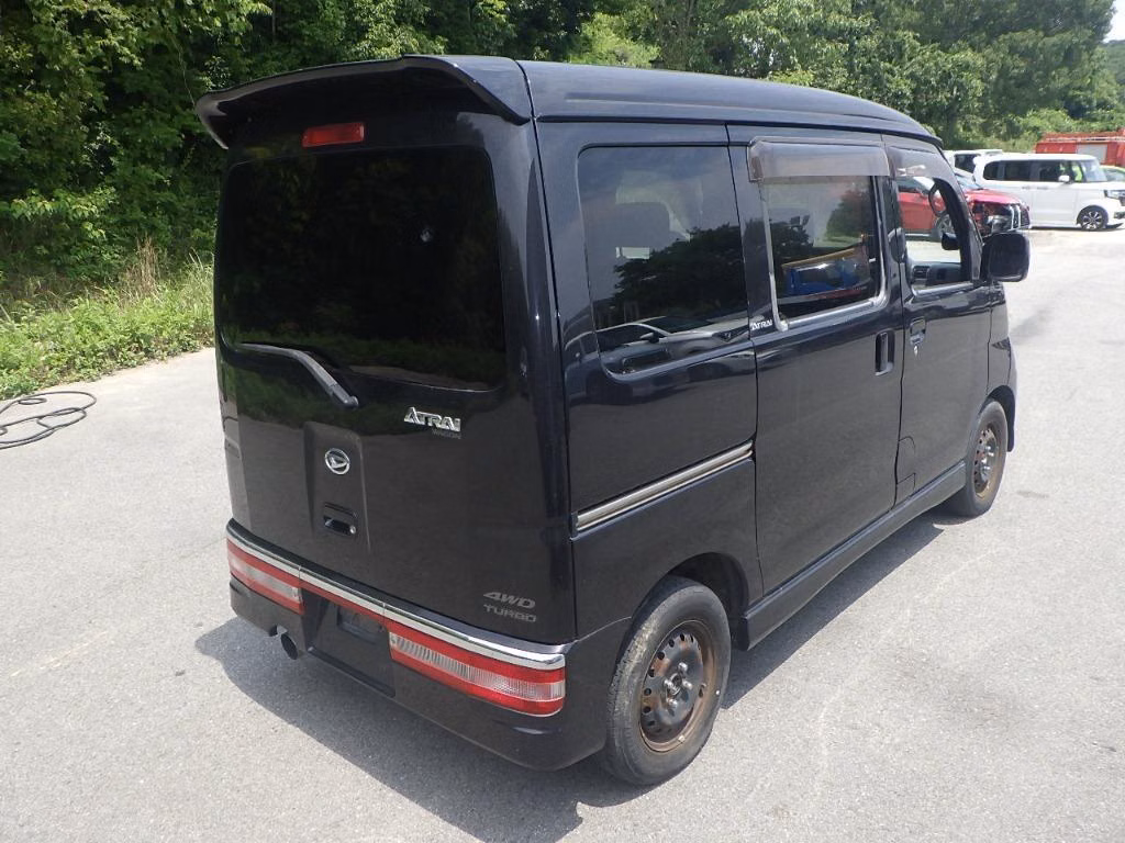 DAIHATSU ATRAI