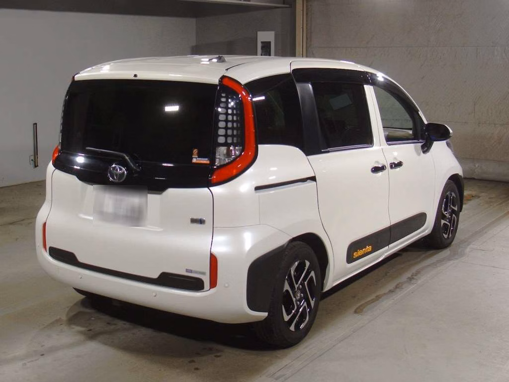 TOYOTA SIENTA