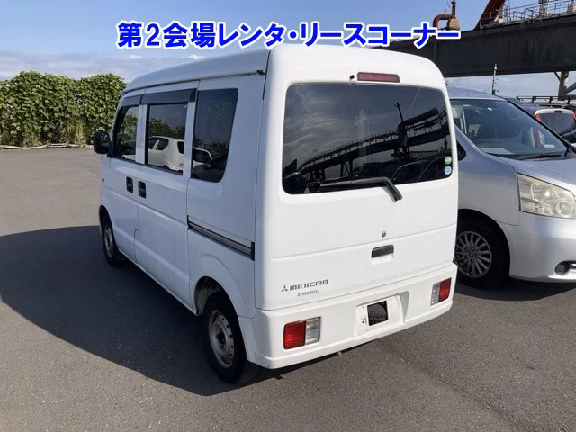MITSUBISHI MINICAB