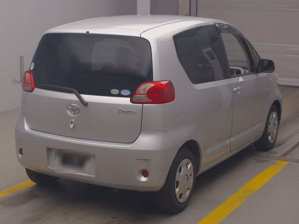 TOYOTA PORTE