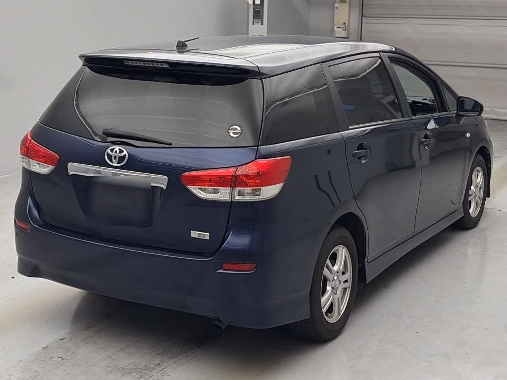 TOYOTA WISH