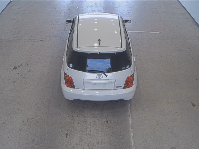TOYOTA IST