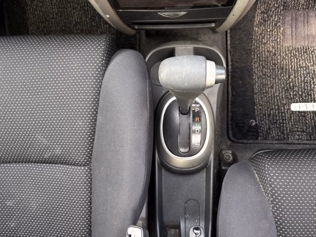 TOYOTA IST