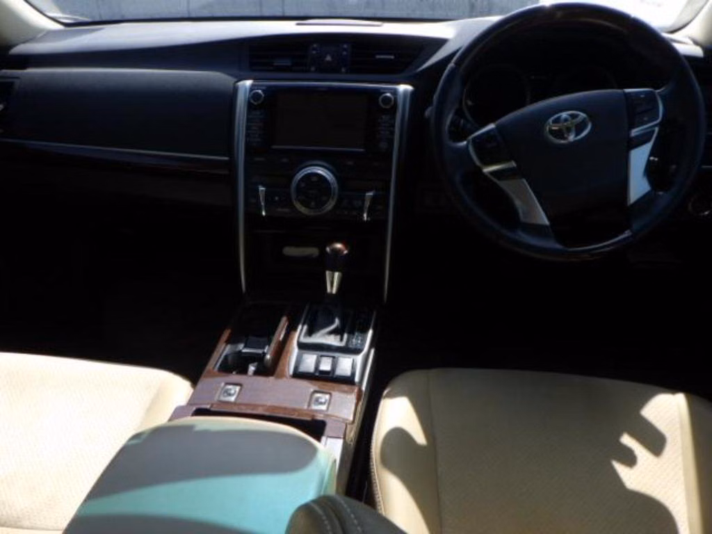 TOYOTA MARK X