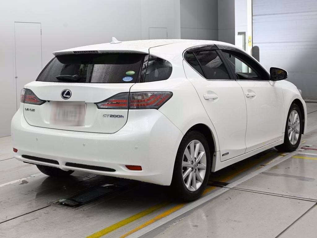 LEXUS CT200H