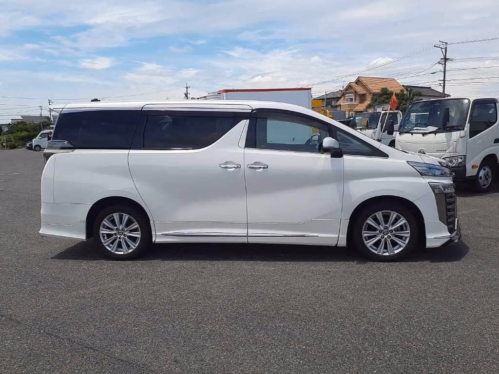 TOYOTA VELLFIRE